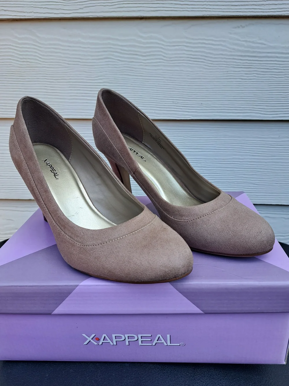 X-Appeal Women's Taupe Suede Classic Pumps